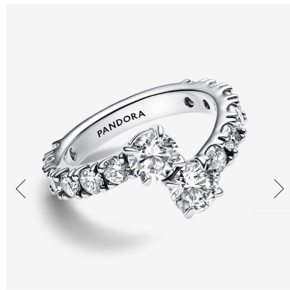 Pandora sparkling overlapping band ring - Picture 1 of 5